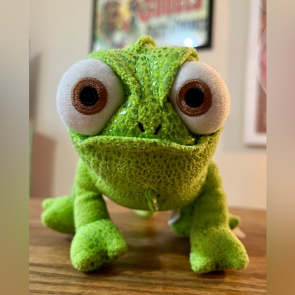 Disney Store PASCAL Chameleon Tangled Plush - 8” Metallic Green